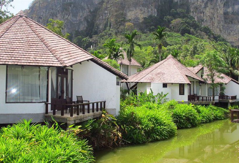 Peace Laguna Resort 10