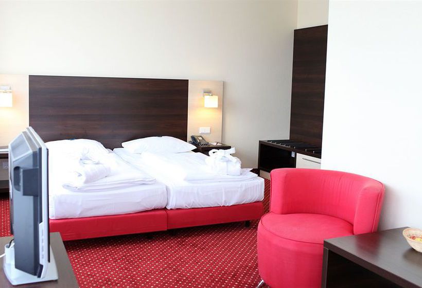 Hotel Azimut Berlin City South 11