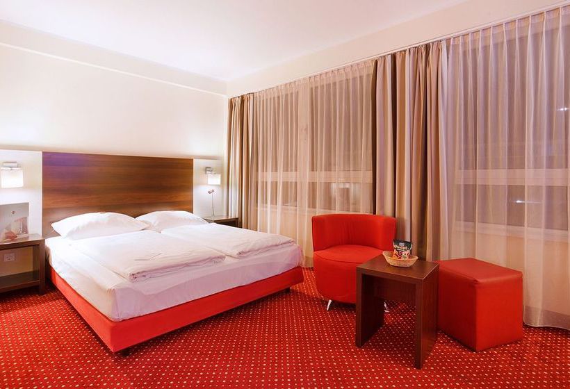 Hotel Azimut Berlin City South 20