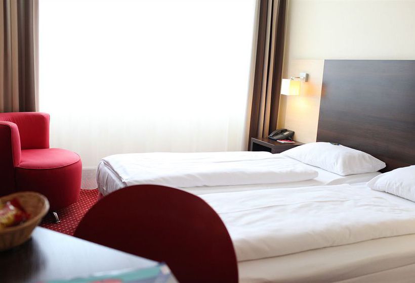 Hotel Azimut Berlin City South 8