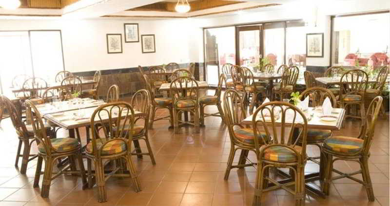 Hotel Usha Bundela 2