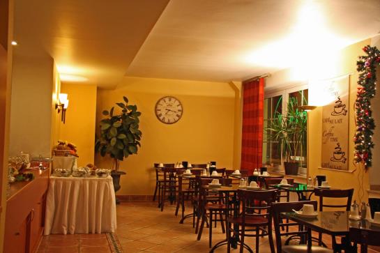 Hotel AVI City Apartments 8