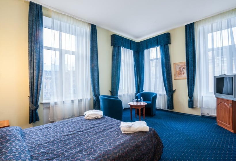 Hotel Comfitel Primavera 1