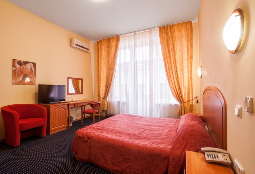 Hotel Comfitel Primavera 4