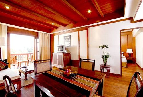 Hotel At Panta Phuket 10