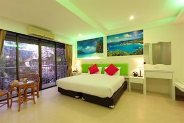 Armoni Patong Beach Hotel by Andacura 15