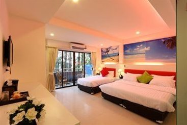 Armoni Patong Beach Hotel by Andacura 8