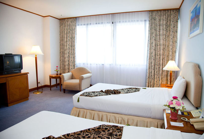 Hotel Thumrin Thana 1