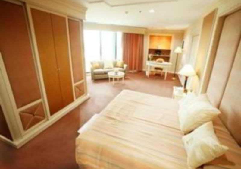 Hotel Thumrin Thana 14