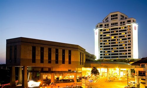 Hotel Thumrin Thana 16