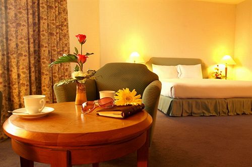 Hotel Thumrin Thana 18