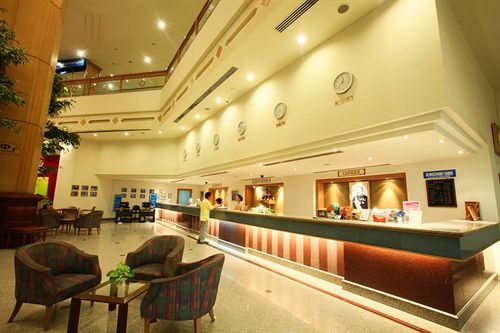 Hotel Thumrin Thana 20