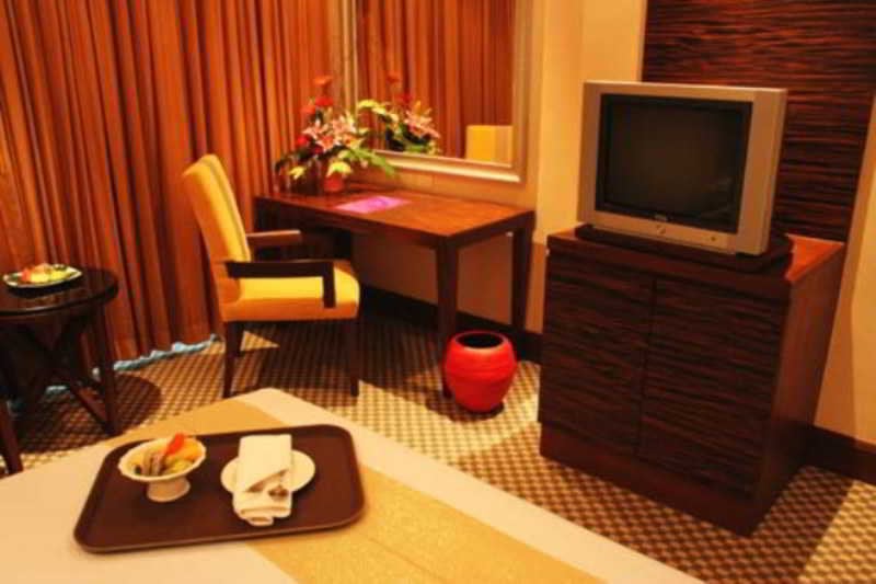 Richmond Stylish Convention Hotel 2