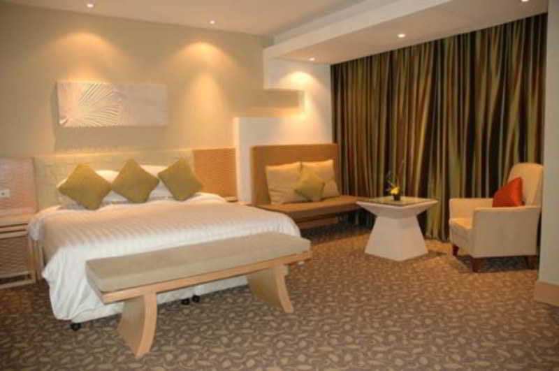 Richmond Stylish Convention Hotel 5