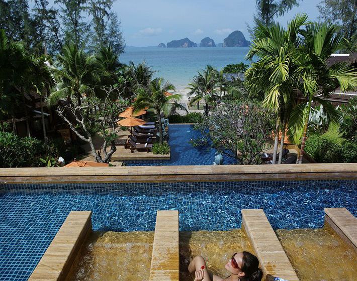 Hotel Amari Vogue Resort 16