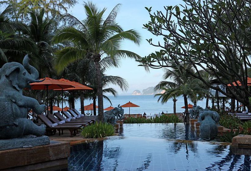 Hotel Amari Vogue Resort 9