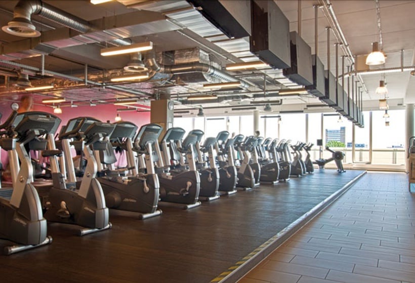 Hotel Holiday Inn München - Leuchtenbergring 17