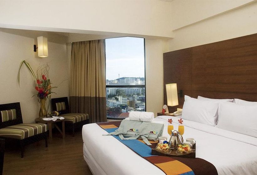 Hotel The Seasons Pattaya 2