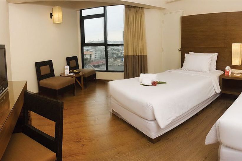 Hotel The Seasons Pattaya 4