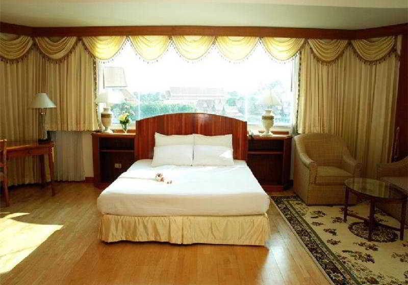 River View Place Hotel 4