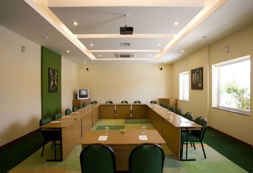 Hotel Lemon Tree Hinjawadi 9