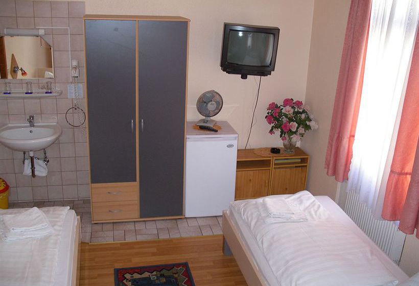 Hotel Garni Djaran 10