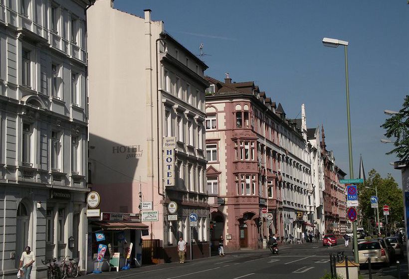 Hotel Garni Djaran 12