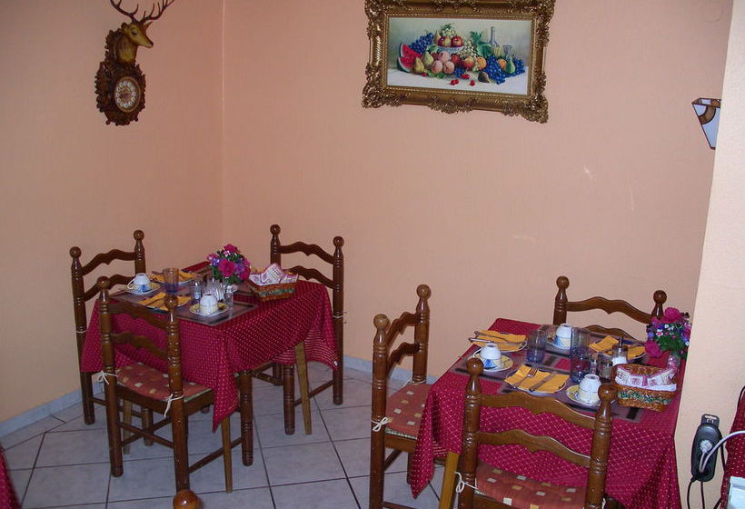 Hotel Garni Djaran 13