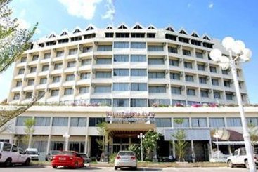 Tipchang Lampang Hotel 2