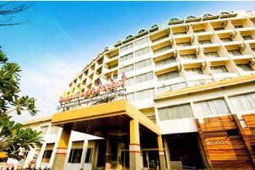 Tipchang Lampang Hotel 7