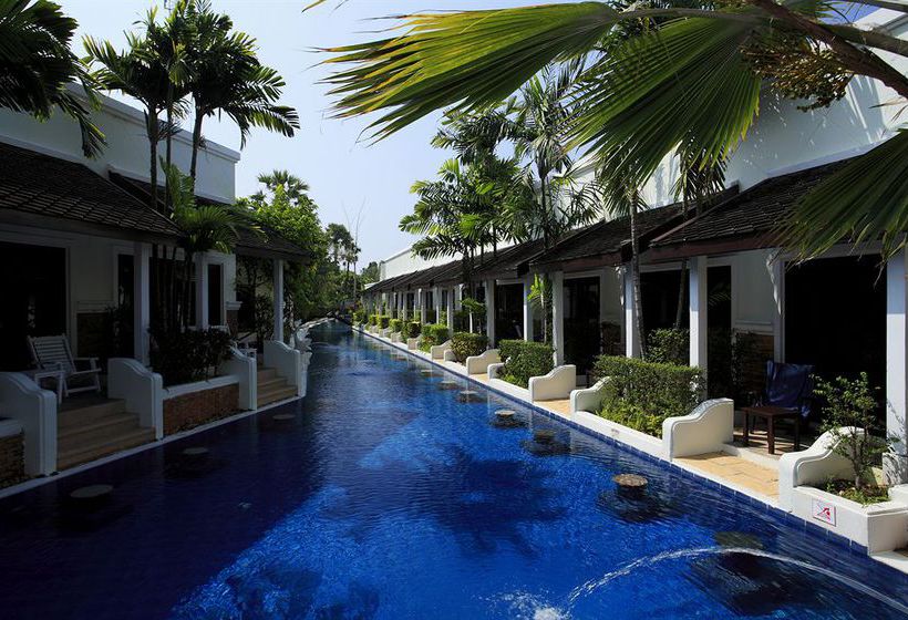 Hotel The Access Resort & Villas 4