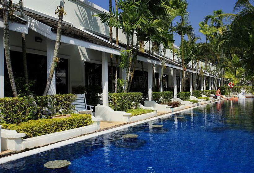 Hotel The Access Resort & Villas 5