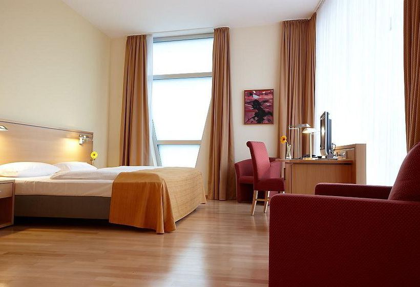 Airporthotel Berlin Adlershof 5
