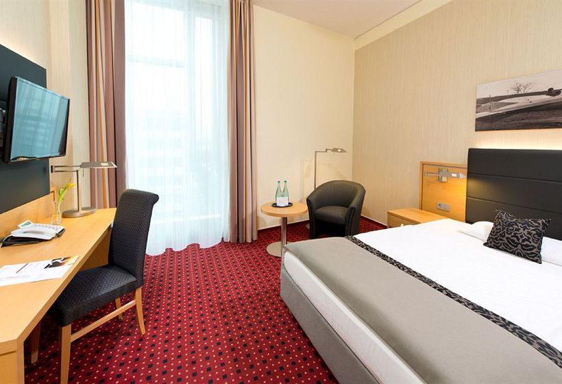 Airporthotel Berlin Adlershof 7