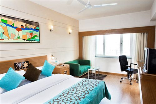 Hotel Lemon Tree Ahmedabad 10