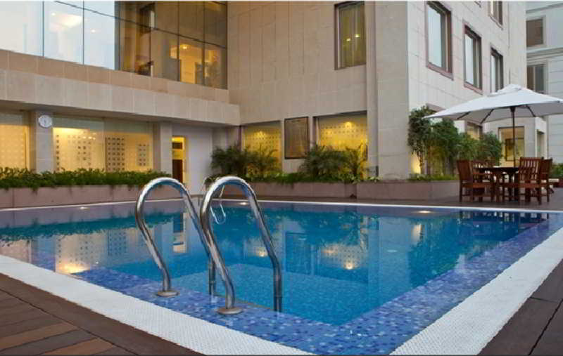 Hotel Lemon Tree Premier City Center 1