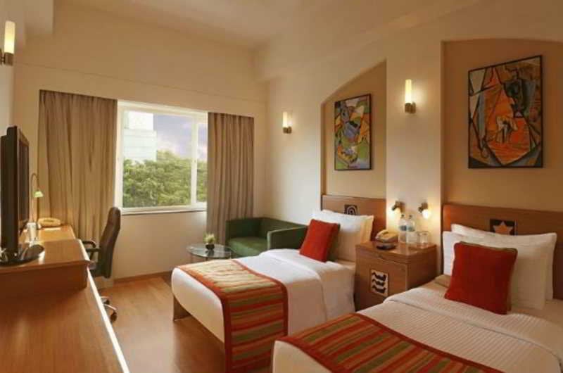 Hotel Lemon Tree Premier City Center 11
