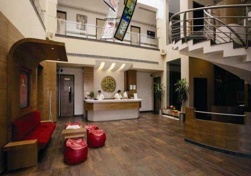 Hotel Lemon Tree Premier City Center 6