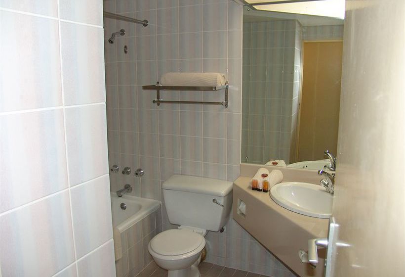 Wilderness Beach Hotel 12