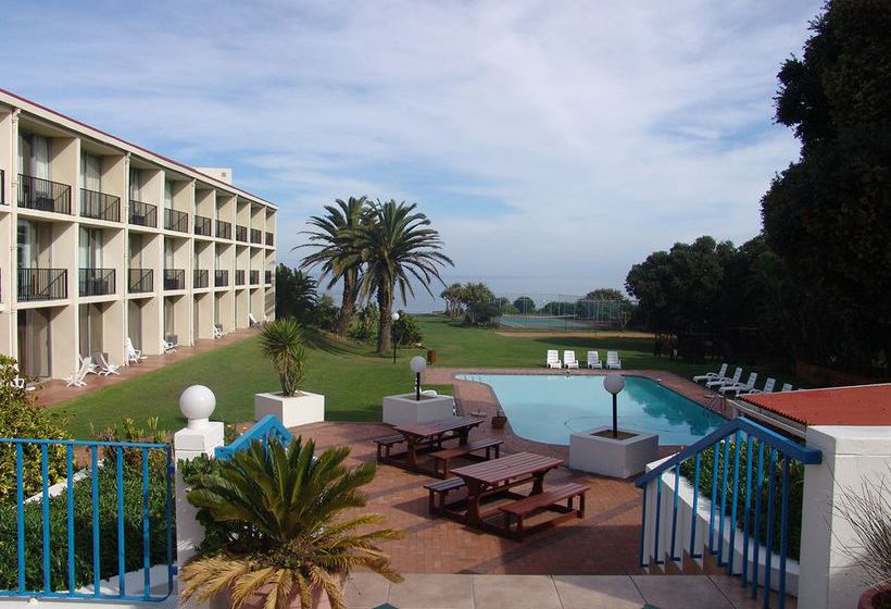 Wilderness Beach Hotel 17