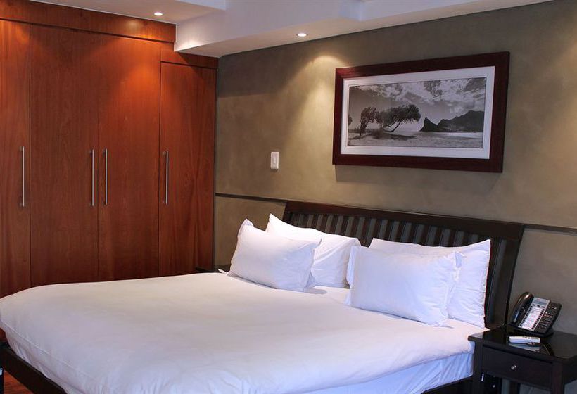 Hotel Circa On The Square 18