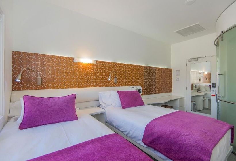 Hotel All Seasons Christchurch Cashel Street 13