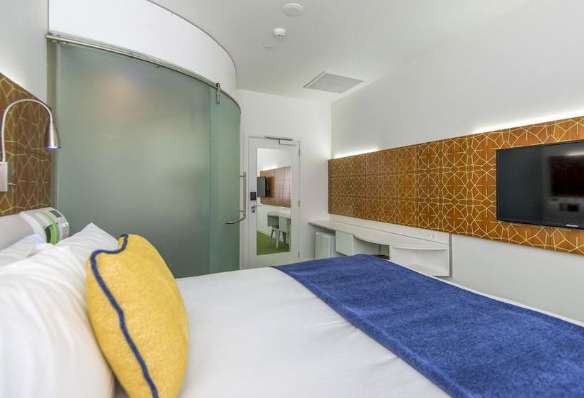 Hotel All Seasons Christchurch Cashel Street 19