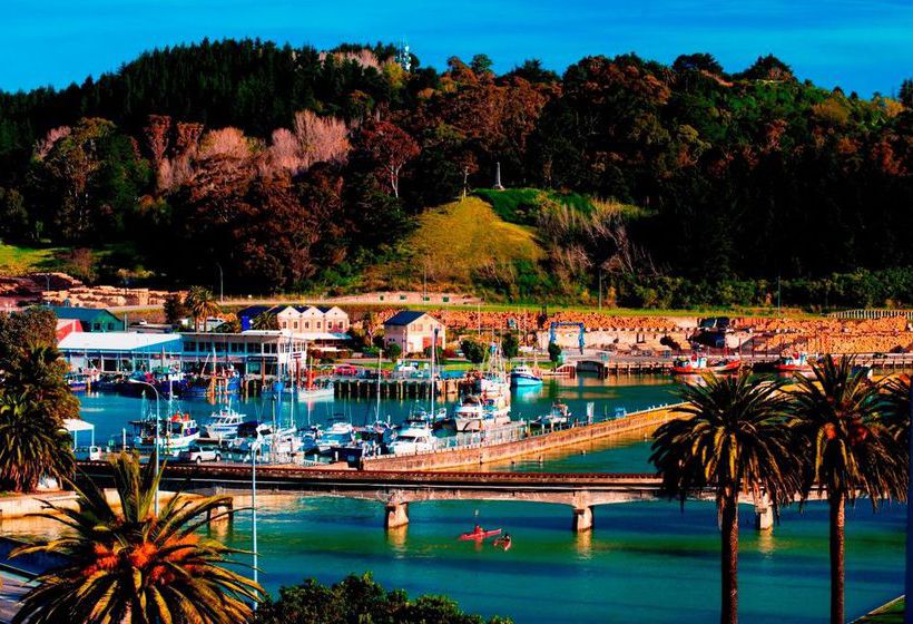 Quality Hotel Emerald 18