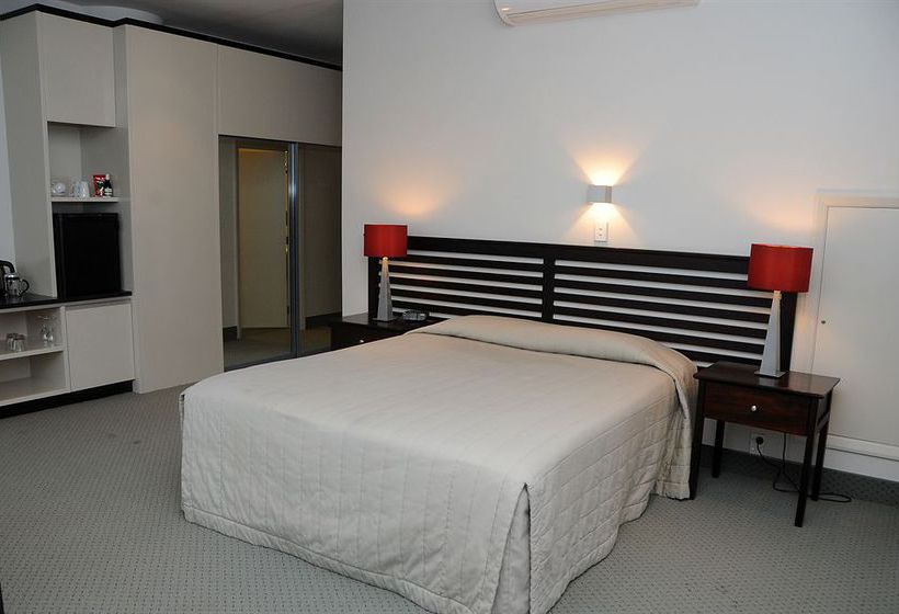 Quality Hotel Emerald 4