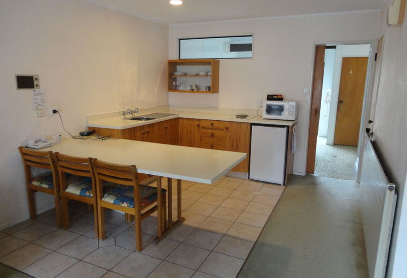 Hotel Gwendoline Motor Lodge 10