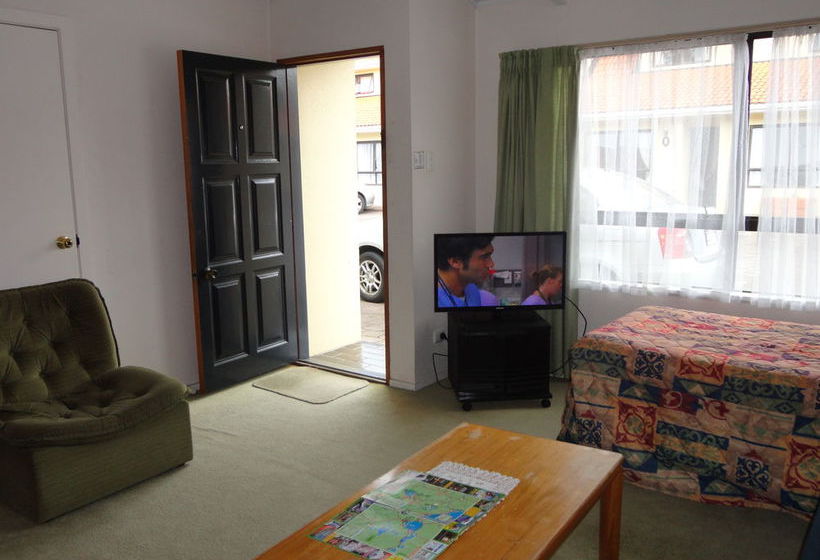 Hotel Gwendoline Motor Lodge 12