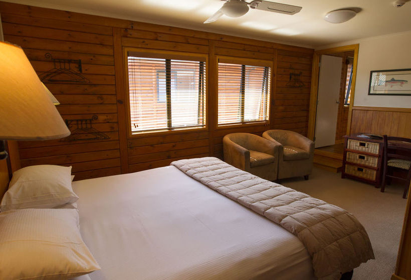 Wellesley Hotel on the Lake 6