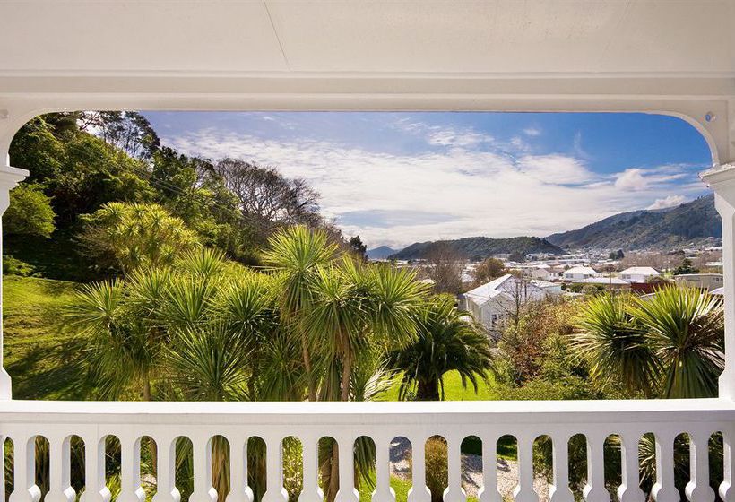 Hotel Sennen House 1