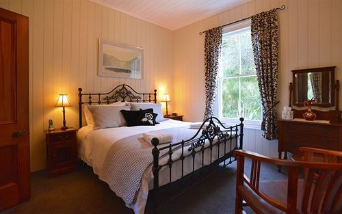 Hotel Sennen House 12